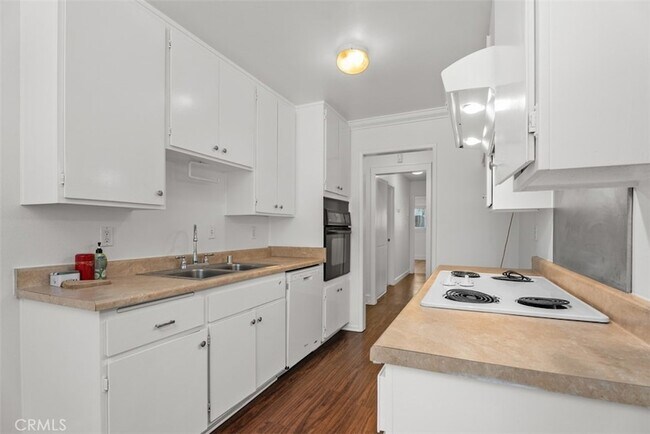 Building Photo - 12200 Montecito Rd