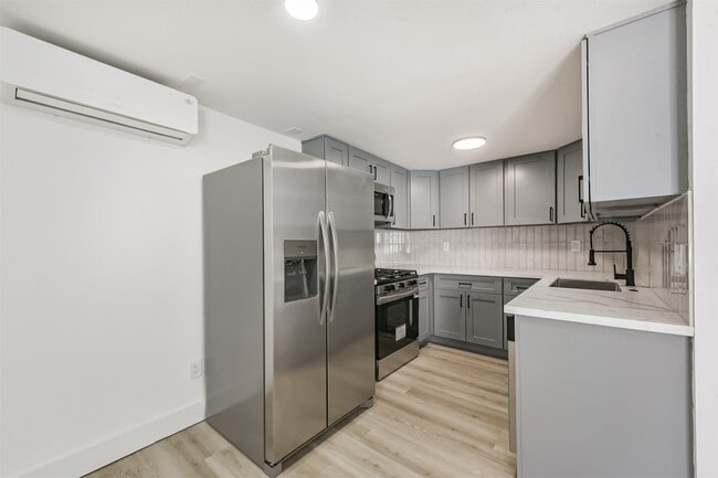 Building Photo - 4605 Norhill Blvd