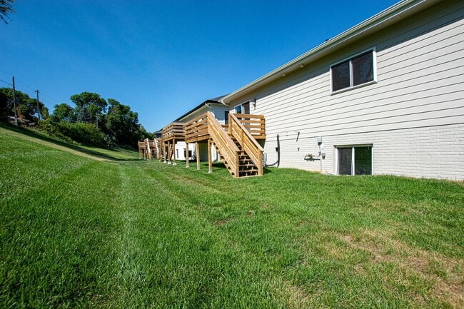 Building Photo - S342-346 North Allen Street