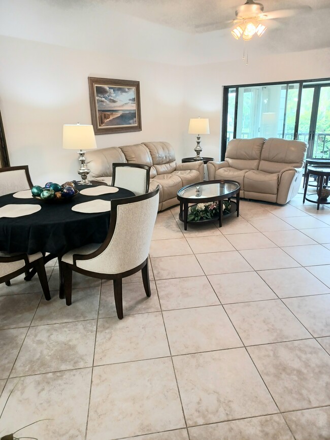 Building Photo - 1537 Oyster Catcher Pt