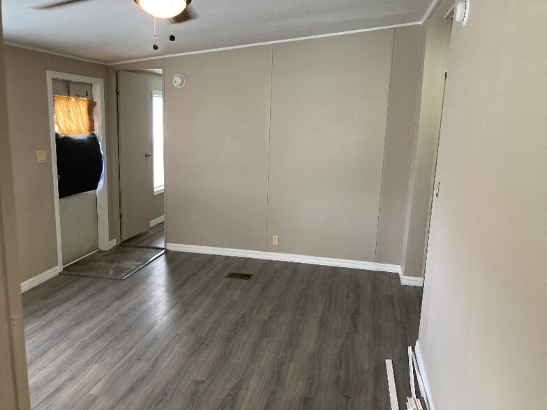 Building Photo - 20516 Spanish Ln