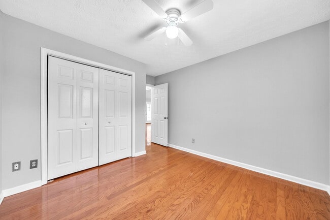 Building Photo - 825 Chatham Park Dr SW