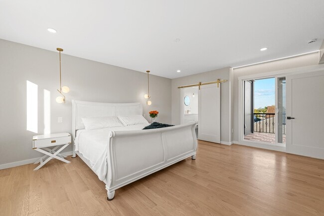 Building Photo - 312 Garfield Ave