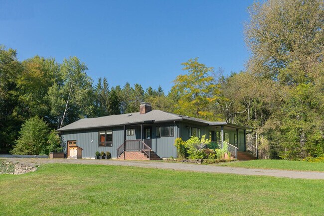 Building Photo - 327 Co Rd 12