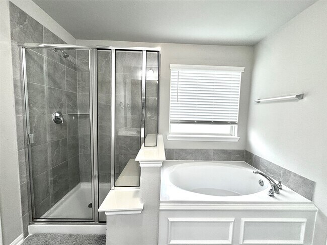 Building Photo - 9850 Copper Ranch Trail