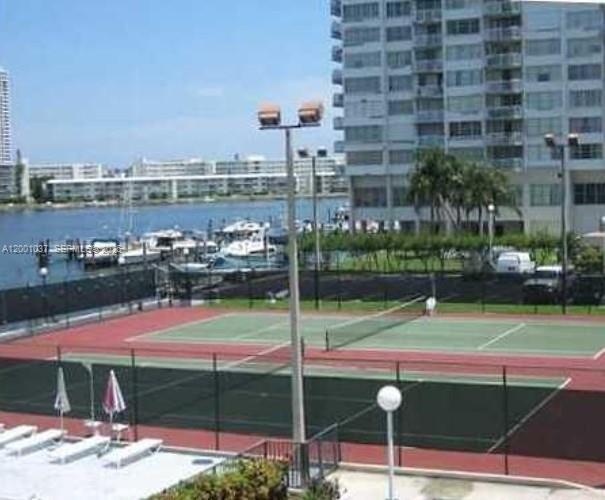 Building Photo - 2750 NE 183rd St