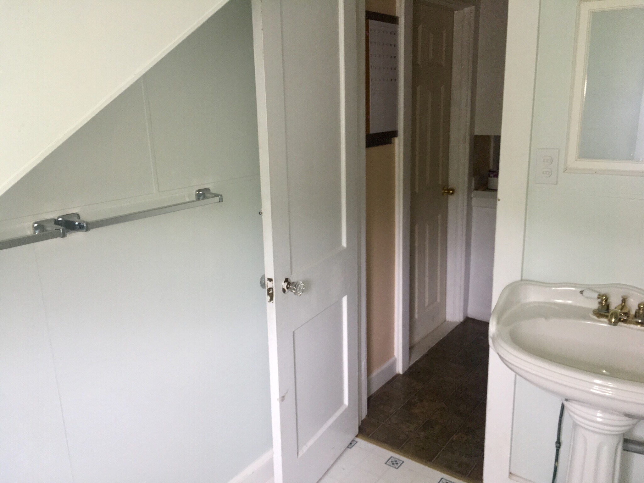 Building Photo - 42 Beach Ave