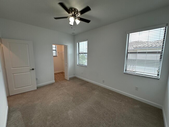 Building Photo - 1307 Whitcombe Dr
