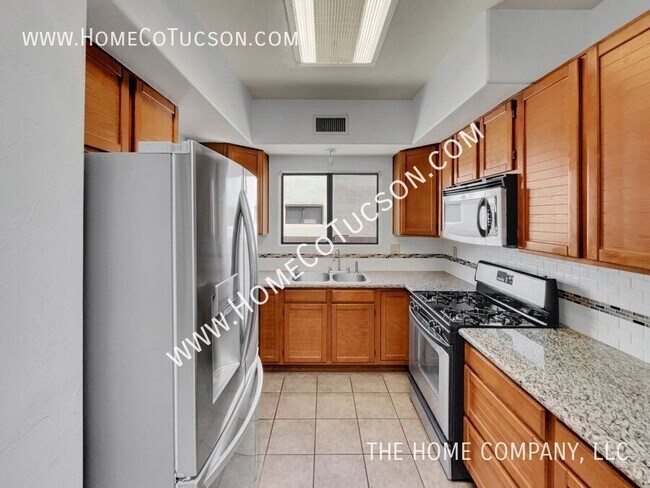 Building Photo - 11854 N Desert Slopes Way