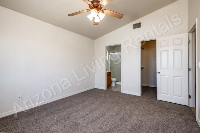 Building Photo - HUALAPAI MOUNTAIN FOOTHILLS HOME