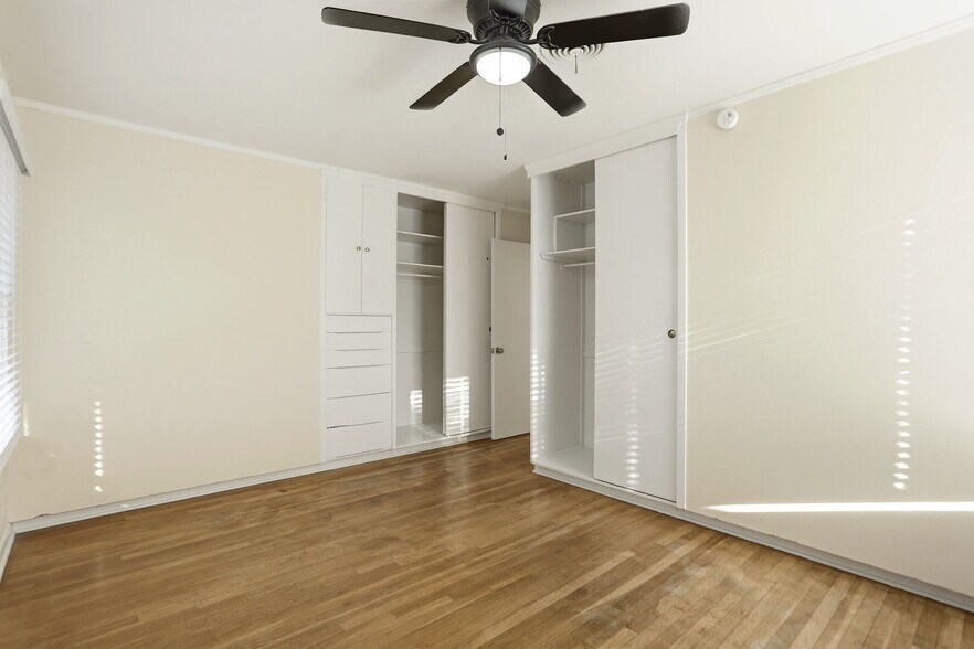 Building Photo - 518 Brightwood Pl