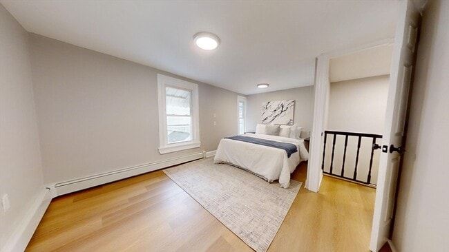 Building Photo - 227 R Western Ave