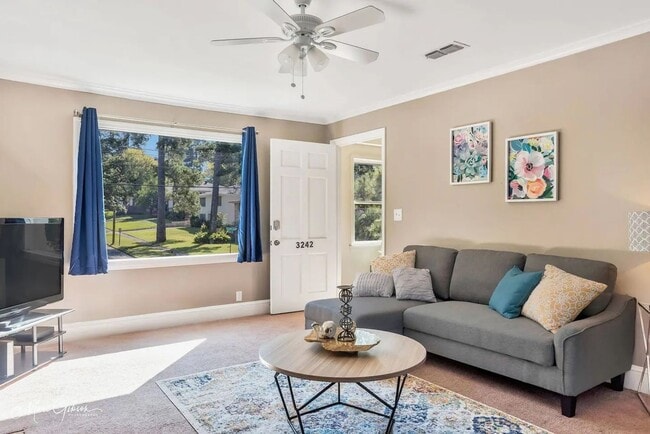 Building Photo - Fully Furnished All Bills Included - 2 bed...