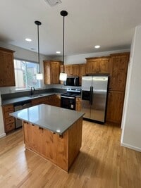 Building Photo - 16275 SW Gage Ln