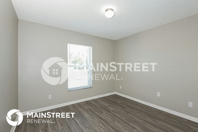 Building Photo - 362 Emerson Dr NW