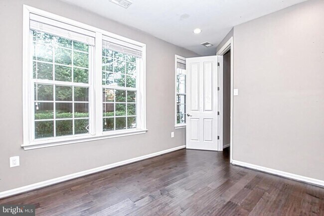 Building Photo - 4302 Edosomwan Ln