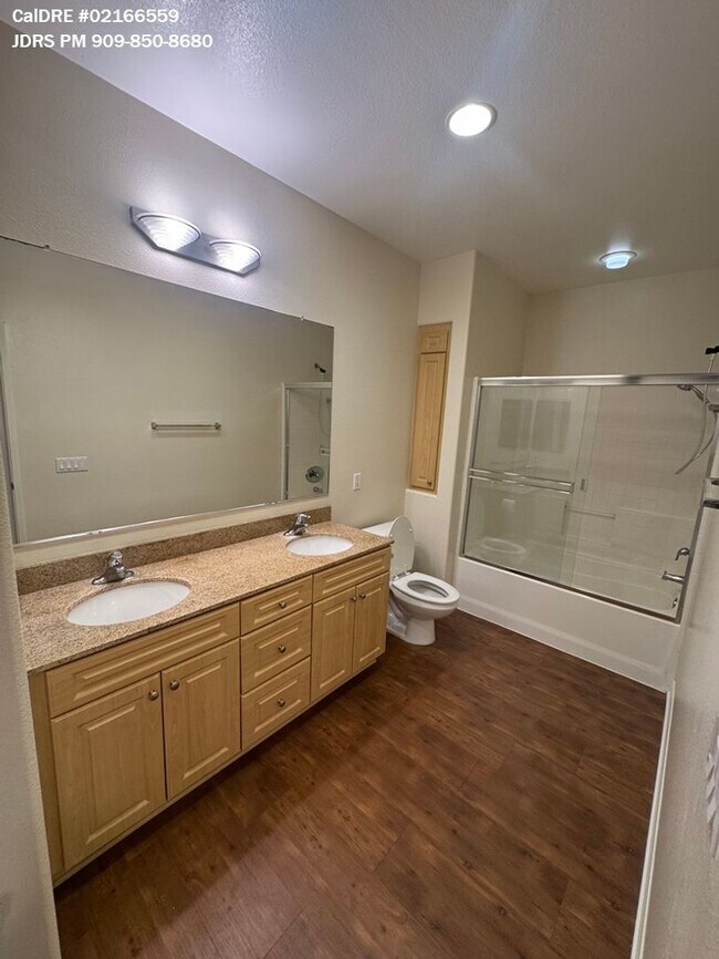 Building Photo - Irvine 1 Bedroom Condo