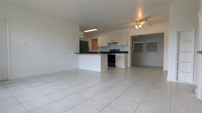 Building Photo - 21298 Percy Ave
