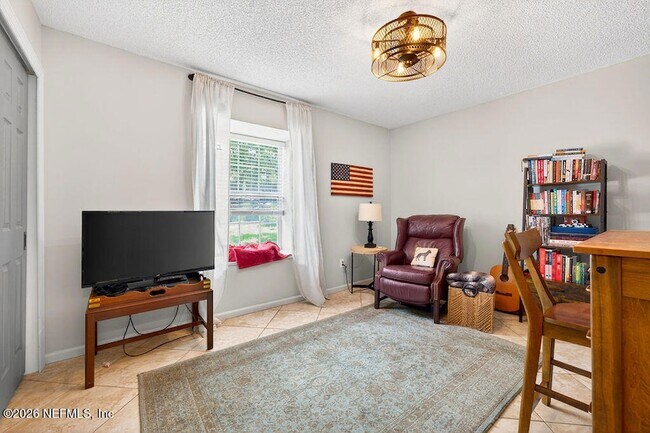 Building Photo - 3534 Millcrest Dr