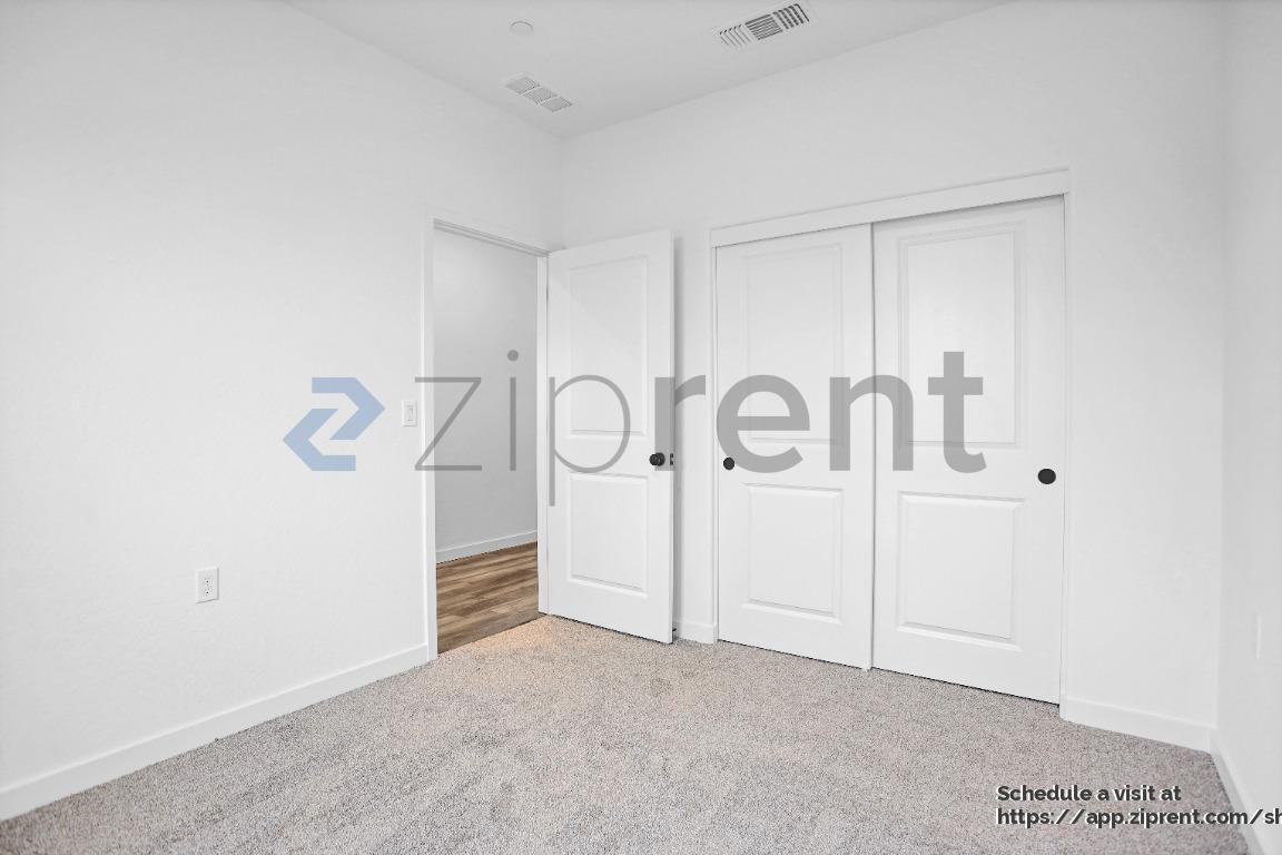 Building Photo - 4654 Sami Jo Dr