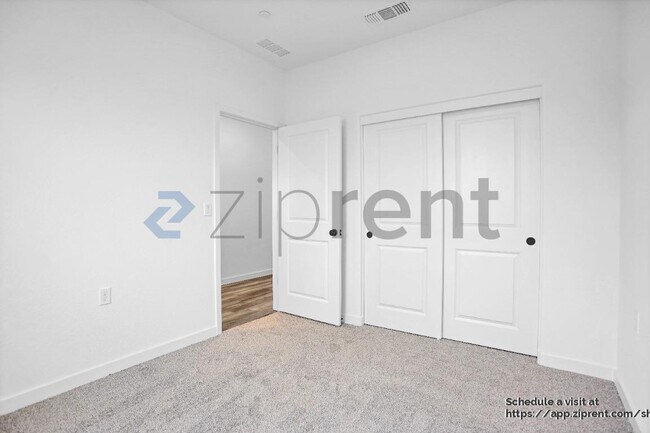 Building Photo - 4654 Sami Jo Dr