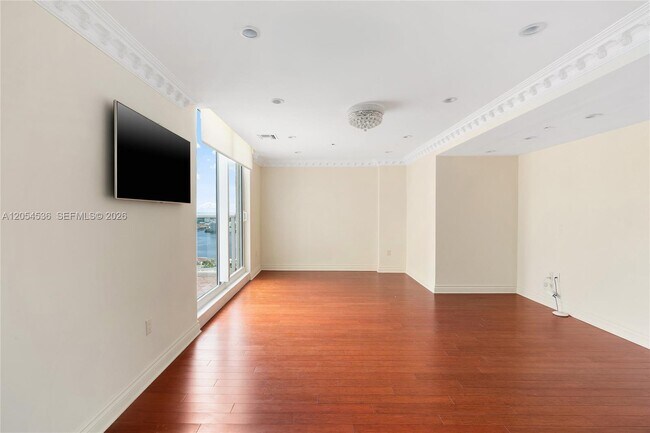 Building Photo - 19111 Collins Ave