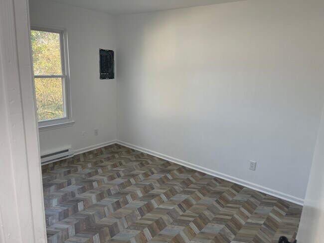 Building Photo - 7440 Fenner St