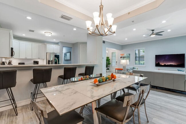 Building Photo - 2859 Tiburon Blvd E