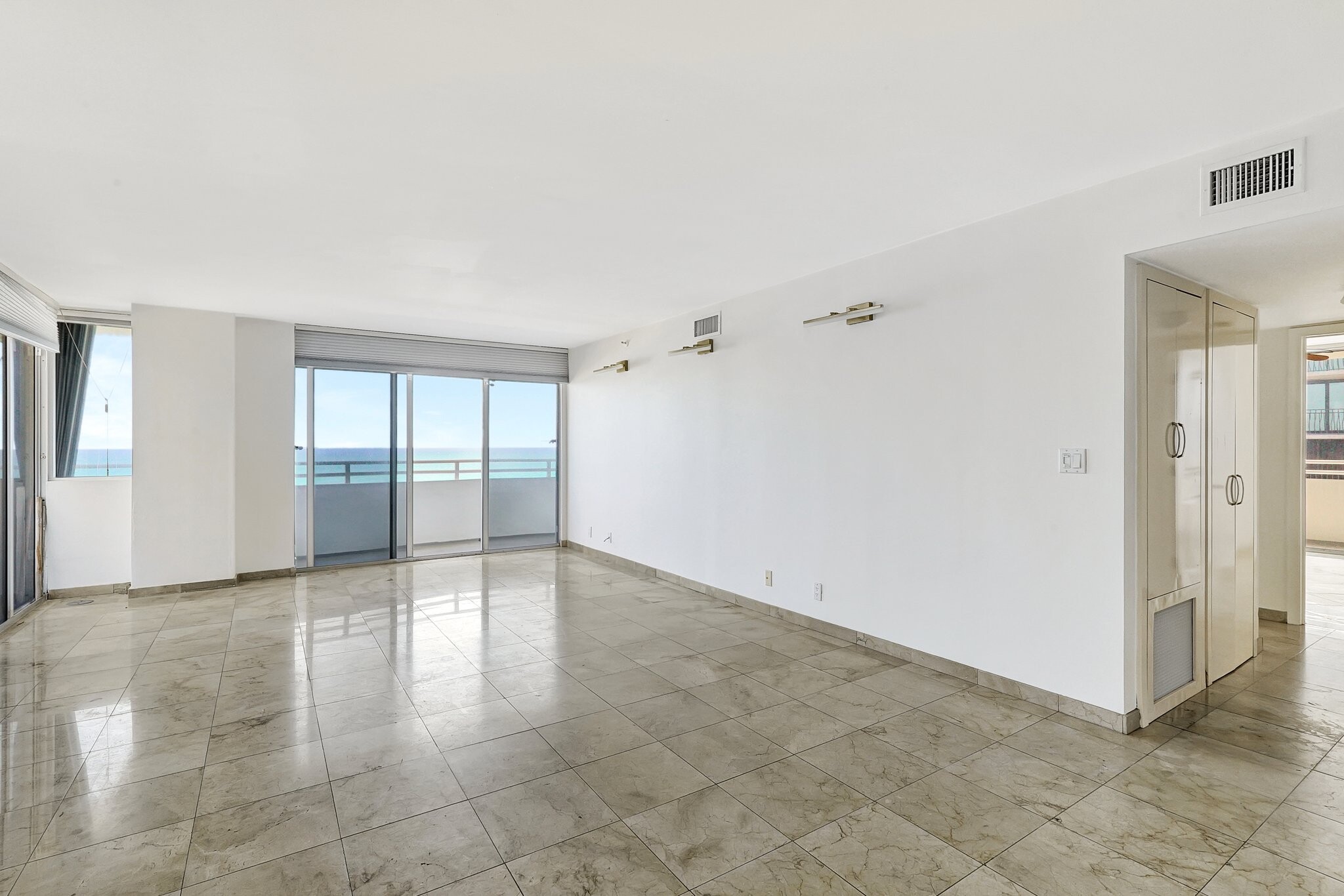 Living/Dining - 8911 Collins Ave