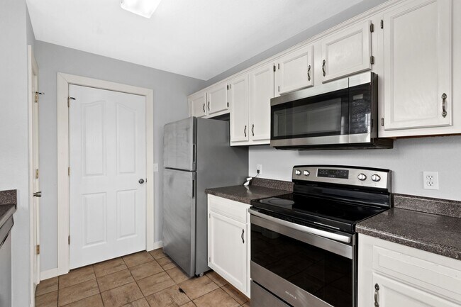 Building Photo - Great 3 bed/2 bath home in quiet Pea Ridge neighborhood!