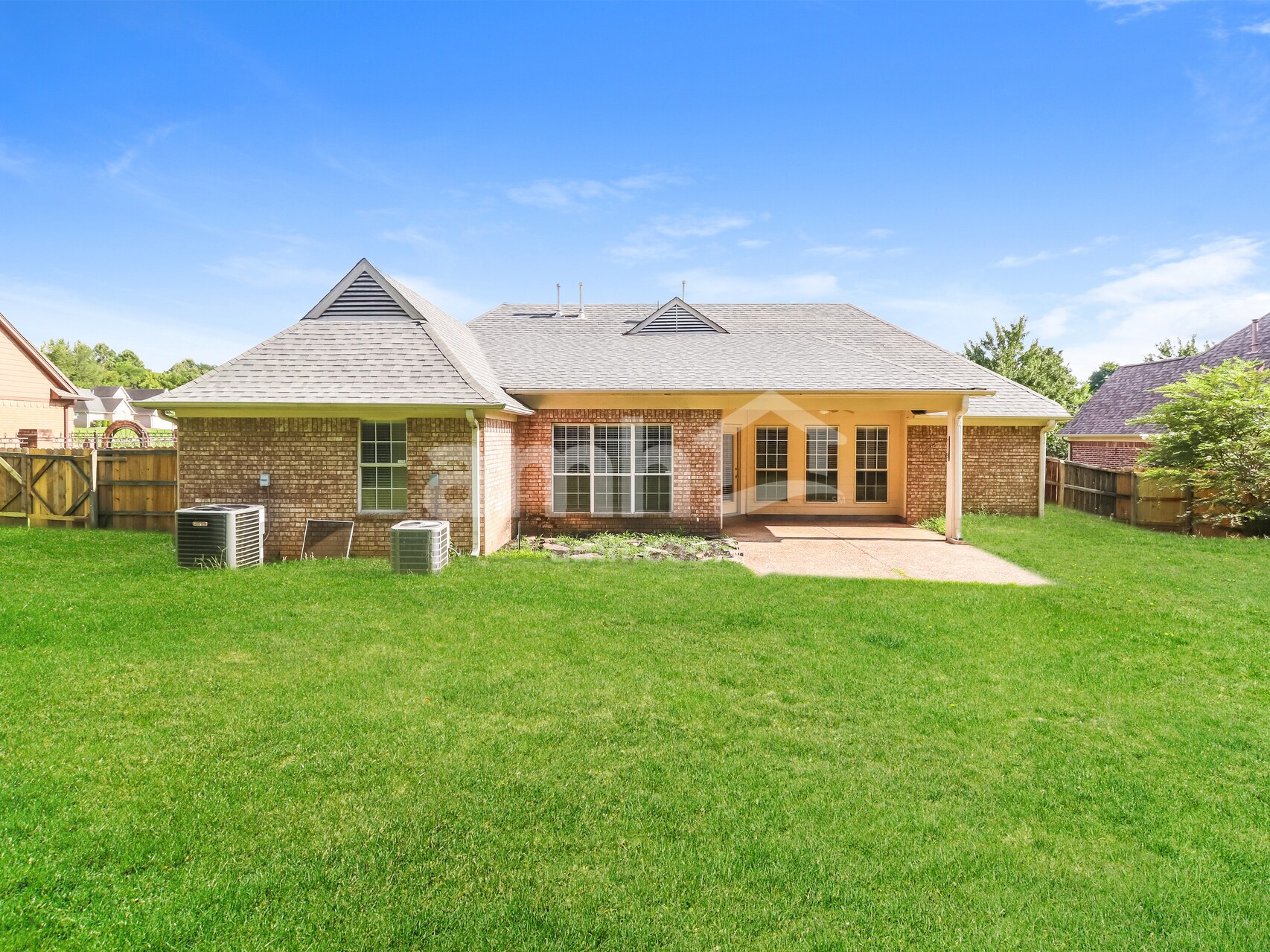 Building Photo - 8500 Wolf Trace Ln