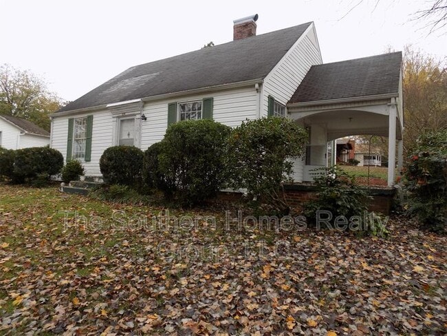 Building Photo - 306 Walker St