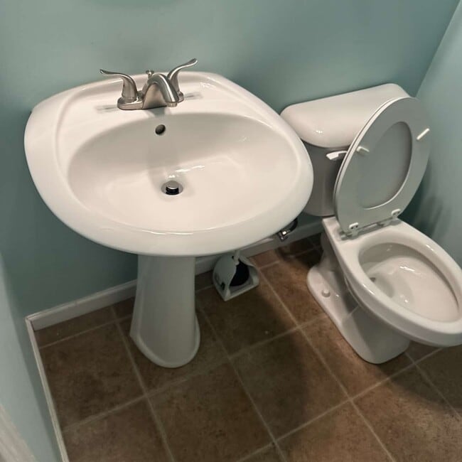 Building Photo - 2059 Matt Way