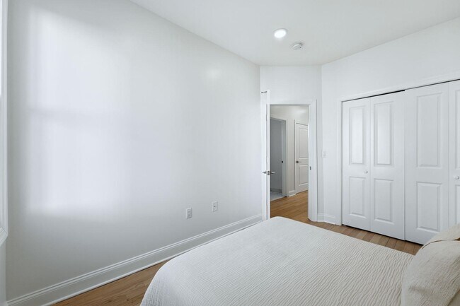 Building Photo - 23 Randolph Ave