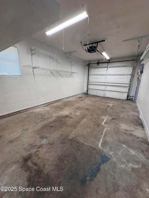 Building Photo - 1148 Newbern St NE