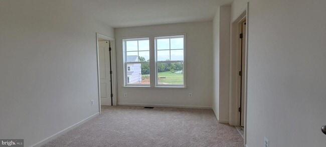Building Photo - 9431 Alloway Dr