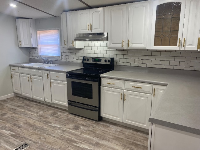 Building Photo - 205 Janice Cir