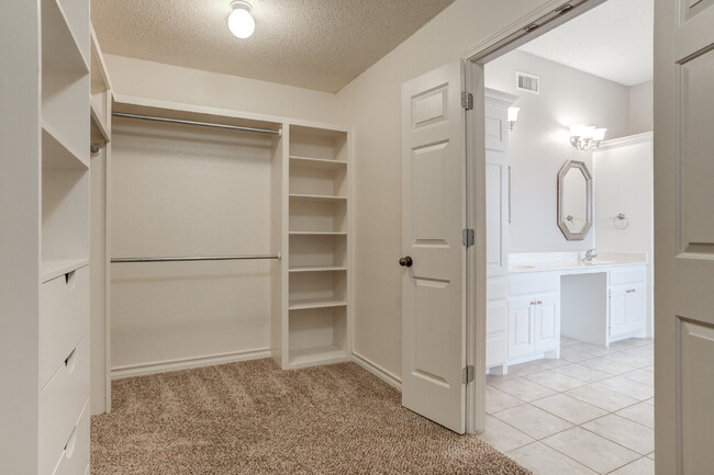 Building Photo - Gorgeous Home in Cooper District!!