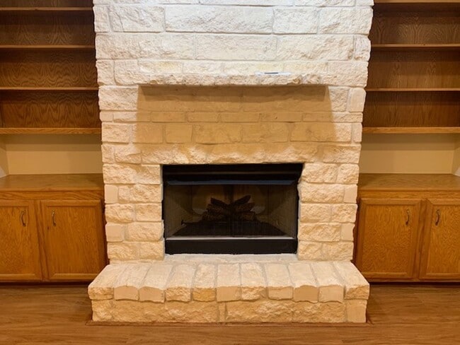 Building Photo - 1922 20th St