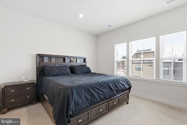 Building Photo - 7810 Yona Ct