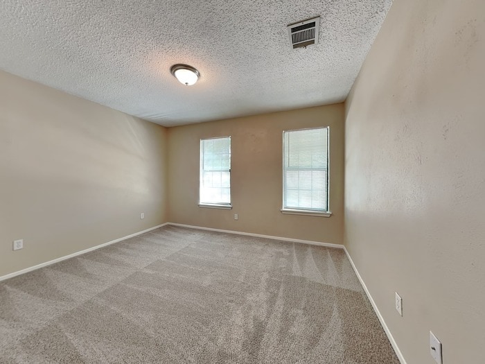 Building Photo - 209 Ripplewood Dr