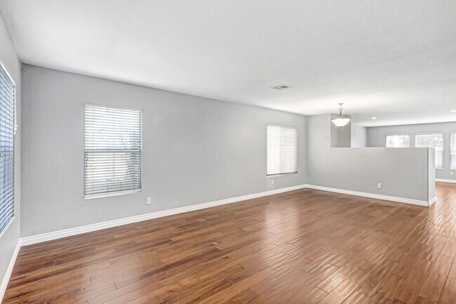 Building Photo - 11495 Chesterton Dr