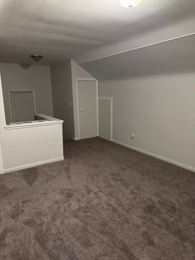 Building Photo - 14079 Edmore Dr