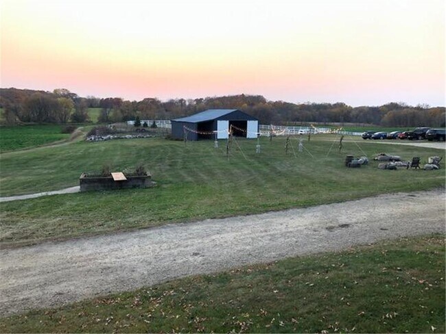 Building Photo - 3535 County Rd 90
