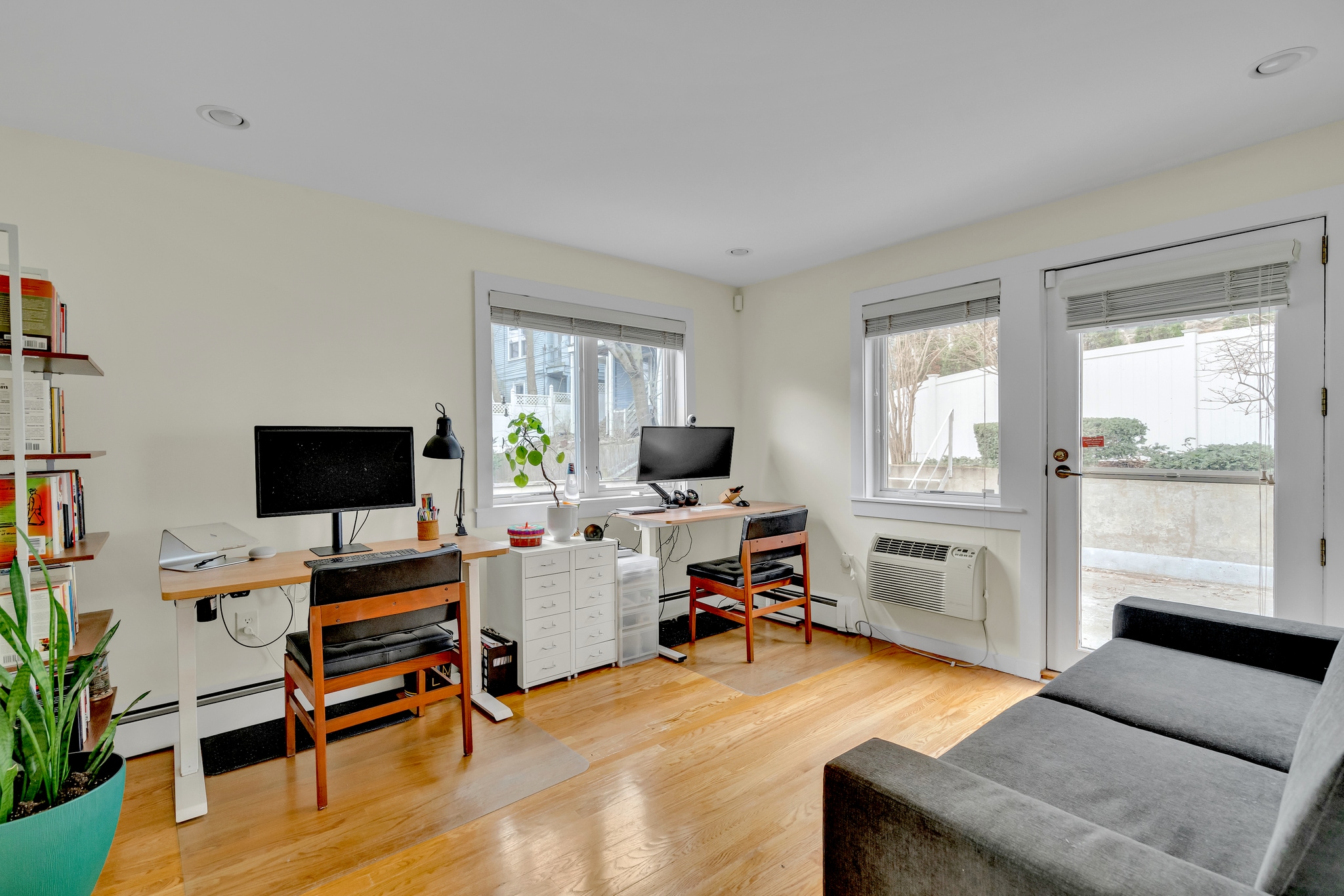 Building Photo - 626 Washington St