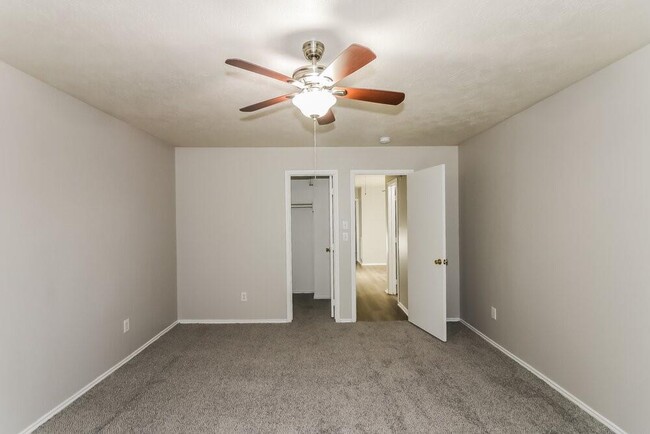 Building Photo - 21630 Bowcreek Ln