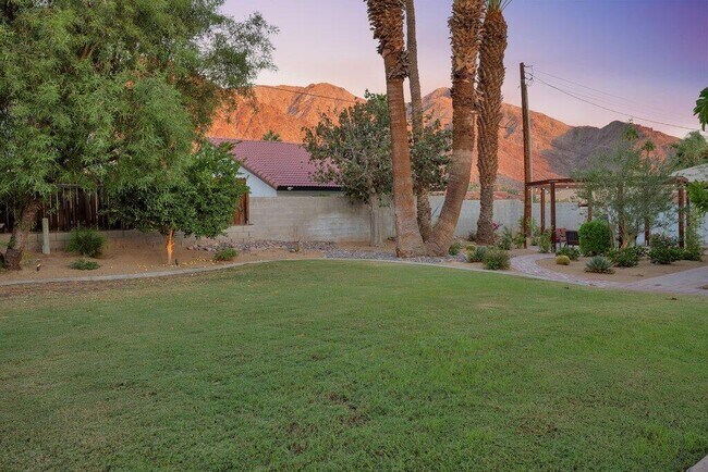 Building Photo - 52123 Avenida Diaz