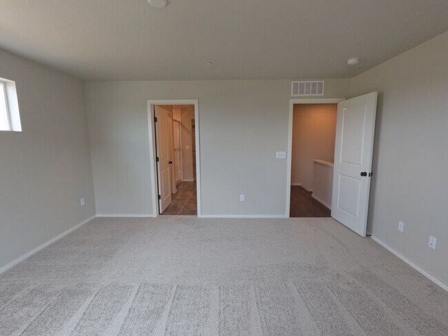 Building Photo - 2814 Barnstormer St