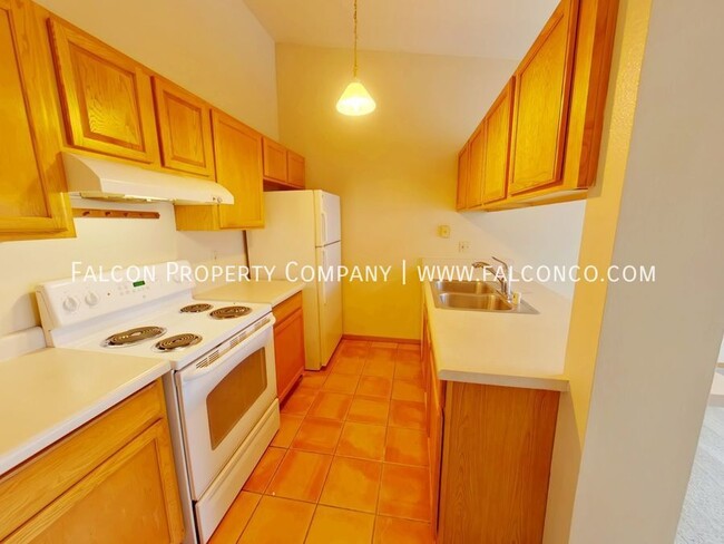 Building Photo - 745 San Gabriel Pl