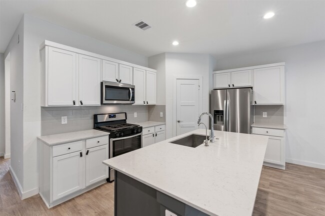 Building Photo - 14379 Sweet Mdw Trl